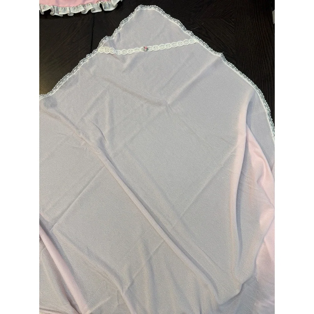 Vintage Style‎ Pink Baby Receiving Blanket Lace Trim Floral Rosette 32x32